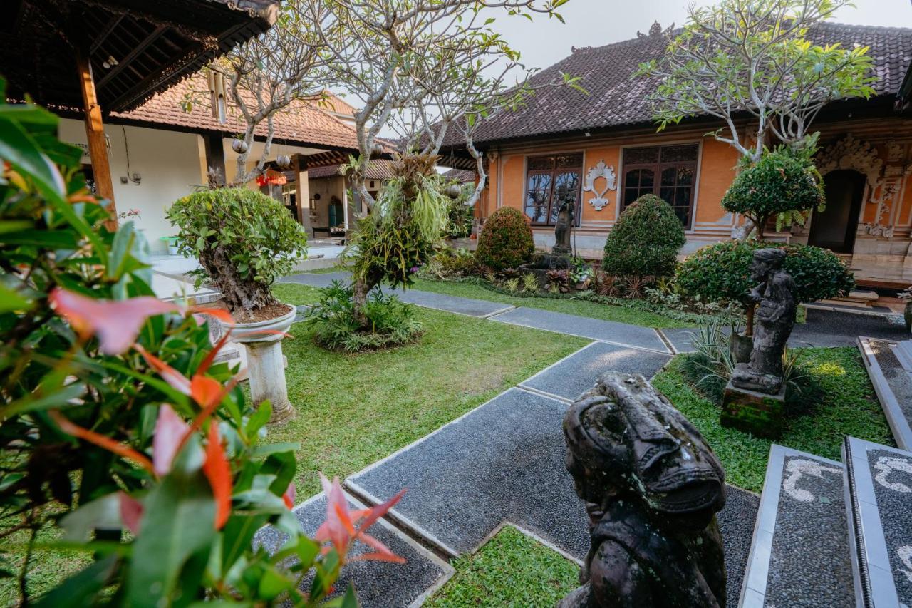 Lodge Rahayu Redpartner
