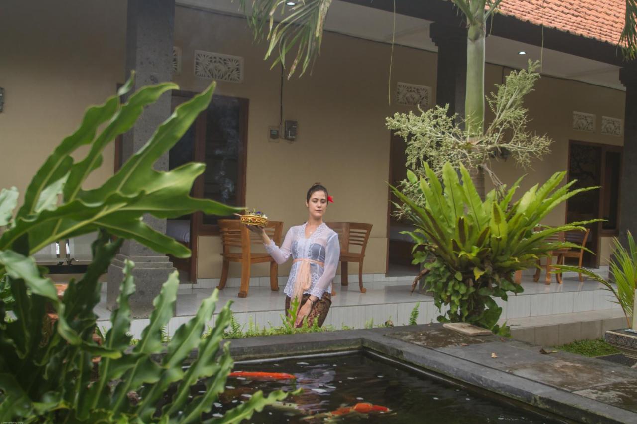 Rahayu Redpartner *