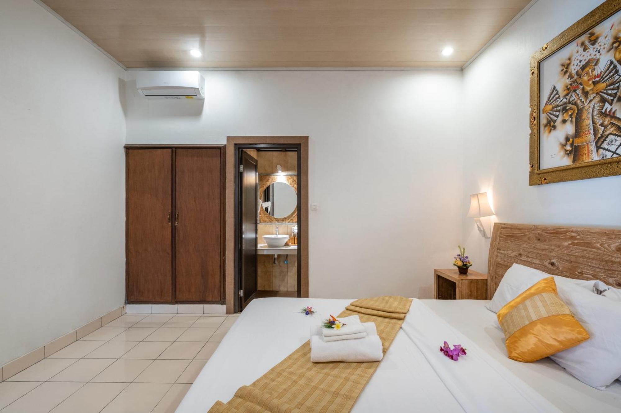 Lodge Rahayu Redpartner *