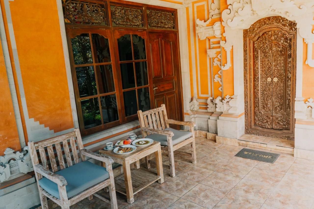 Lodge Rahayu Redpartner