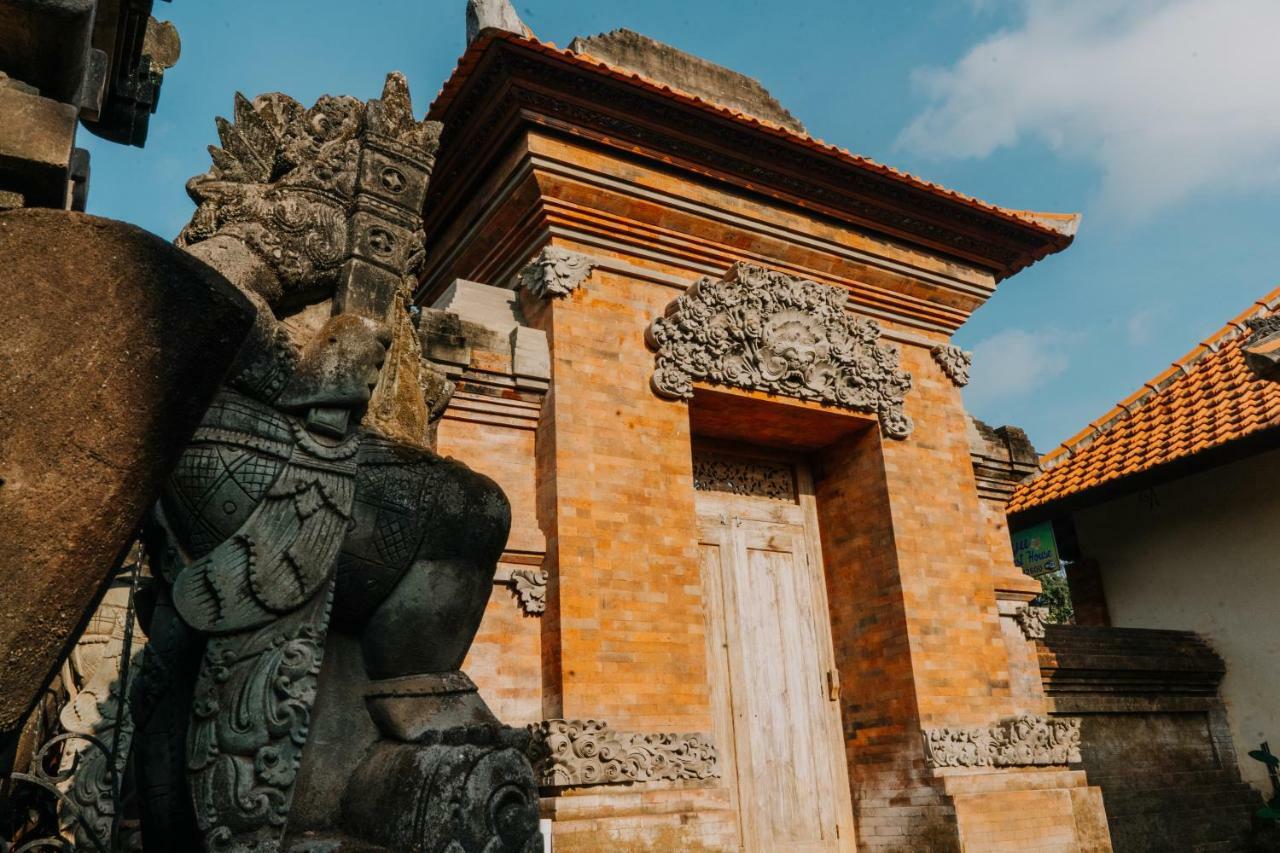 Rahayu Redpartner Ubud